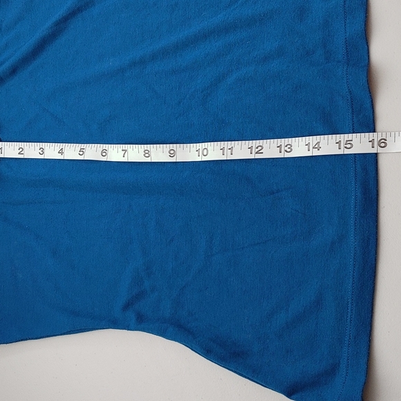 💙 Blue Racer-back Tank Top 💙 - Picture 8 of 8